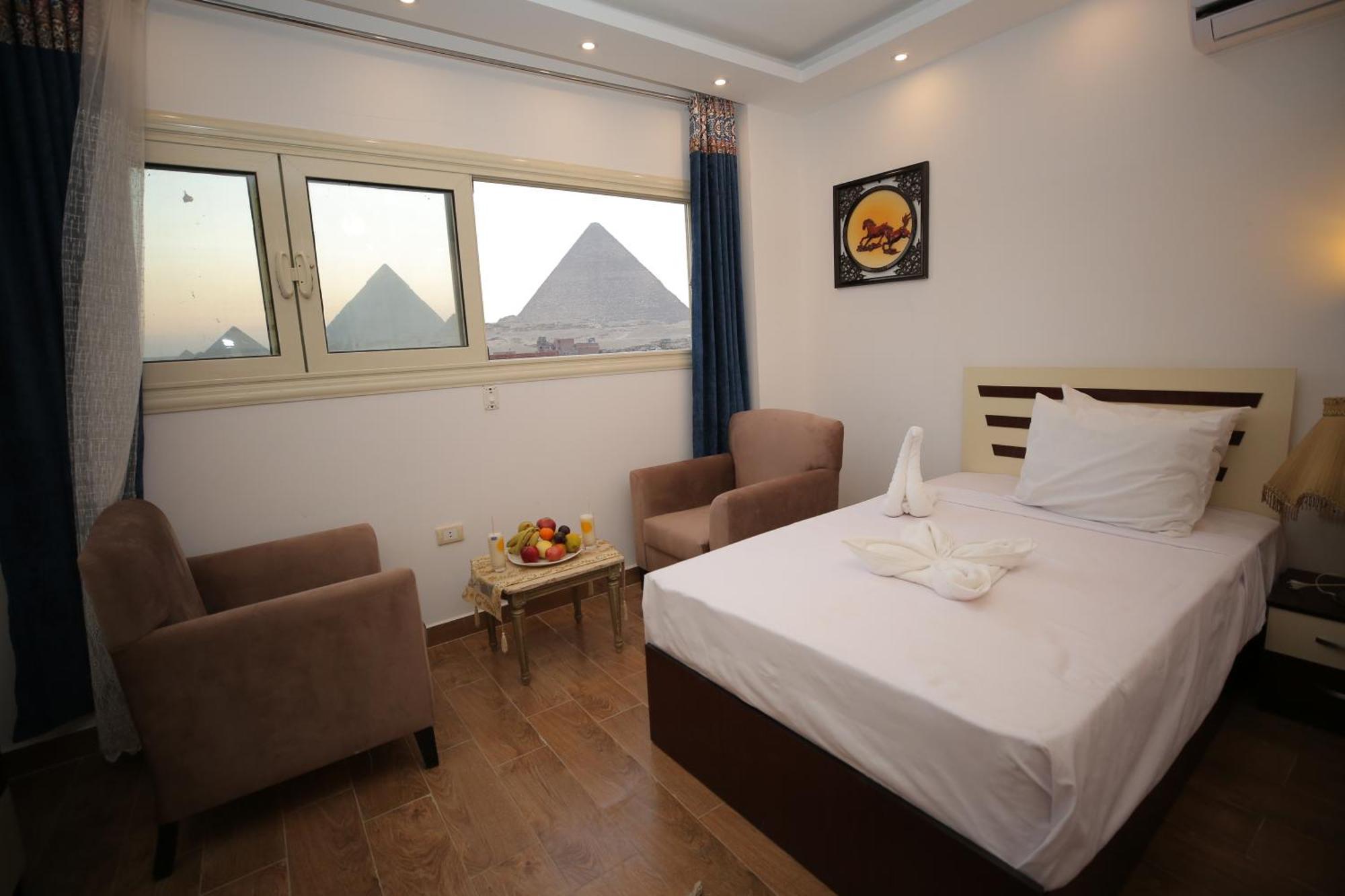 Hussien Lotus Pyramids View Hotell Kairo Eksteriør bilde