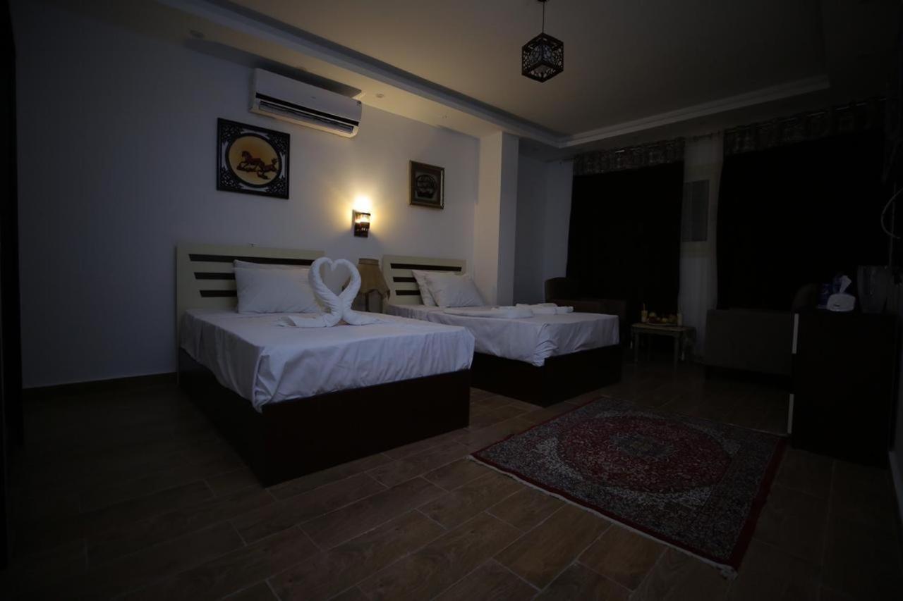 Hussien Lotus Pyramids View Hotell Kairo Eksteriør bilde